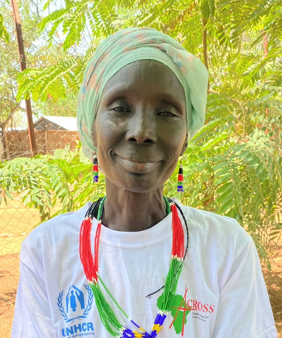 A portrait image of Hana, a artisan refugee bead maker from South Sudan