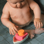 Oli & Carol Boat Bath Toy