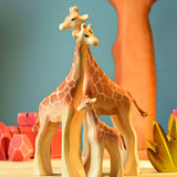 Girafe mâle en bois Bumbu