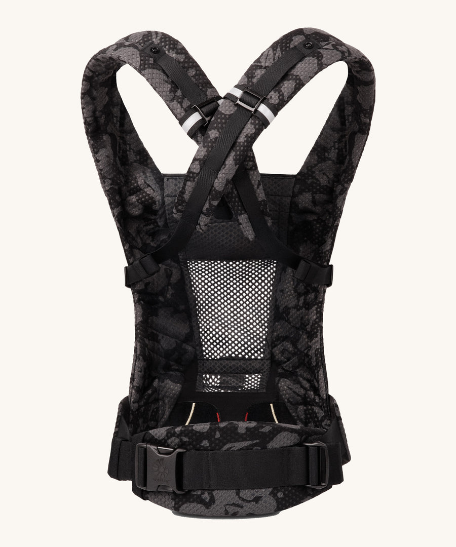 Ergobaby Adapt  SoftFlex™ Mesh Baby Carrier in Onyx Bloom. Back view showing cross over shoulder straps. 