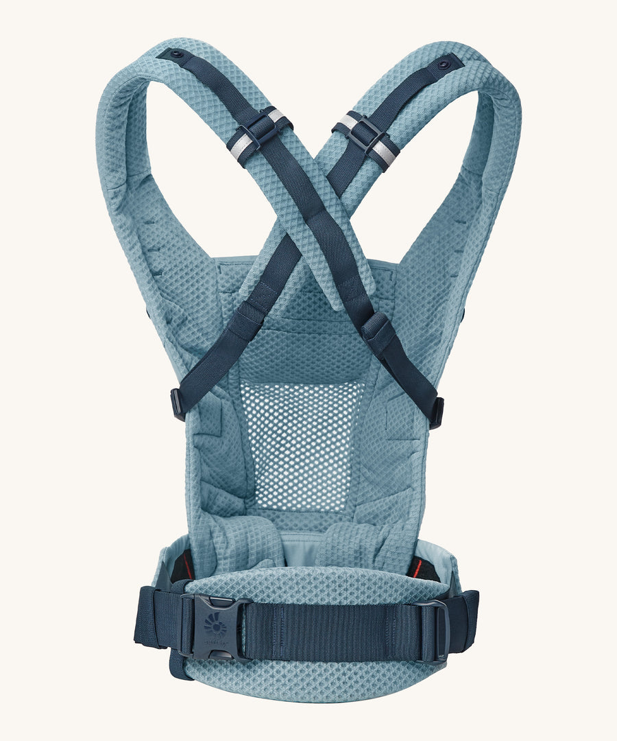 Ergobaby Adapt  SoftFlex™ Mesh Baby Carrier in Slate Blue. Back view showing cross over shoulder straps. 