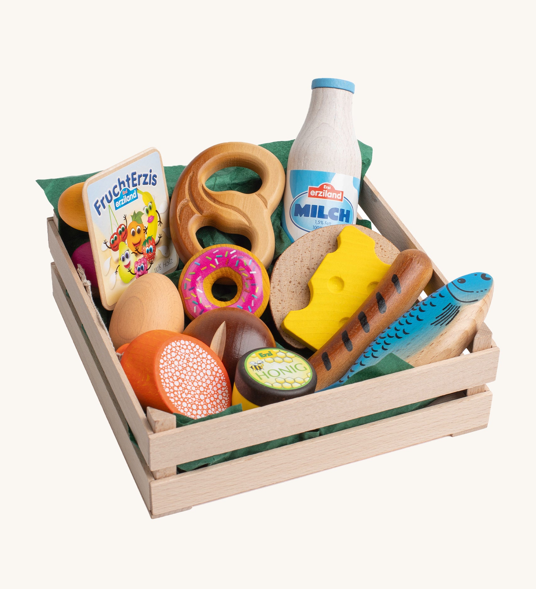 Erzi Toys Wooden Assorted Snacks XL. A selection of large sized Erzi pretend play snack food, in an Erzi wooden crate. Perfect for shop play or cafe play