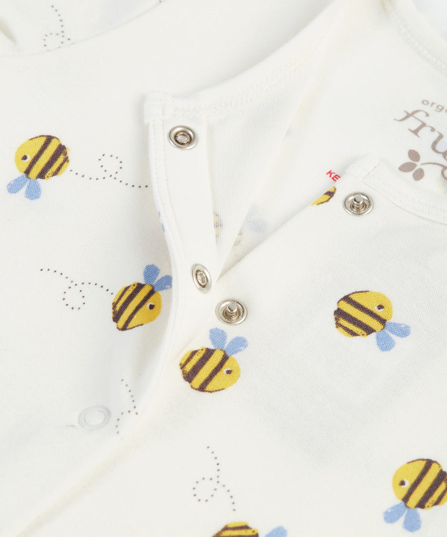 A closer look at the popper fastners on the babygrow from the  Frugi Baby Muslin Gift Set - Buzzy Bee