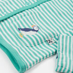 Coffret cadeau adorable grenouillère pour bébé Frugi - Puffin Pals/Moss Stripe