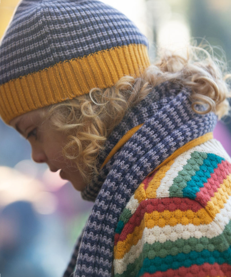 A closer look at the stripe detail on the Dreamy blue hat and scarf