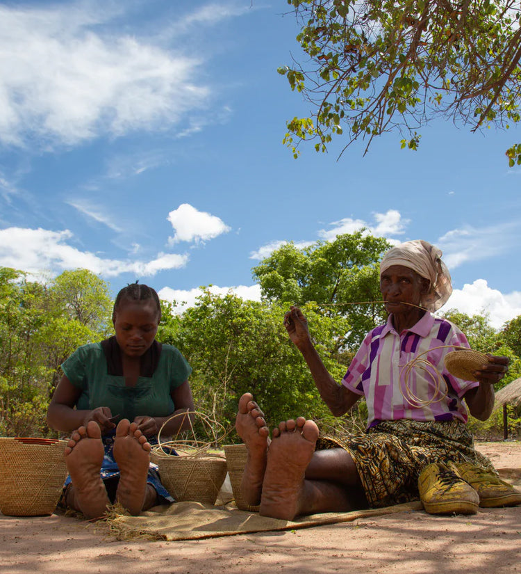 Congolese refugees creating beautiful handwoven baskets