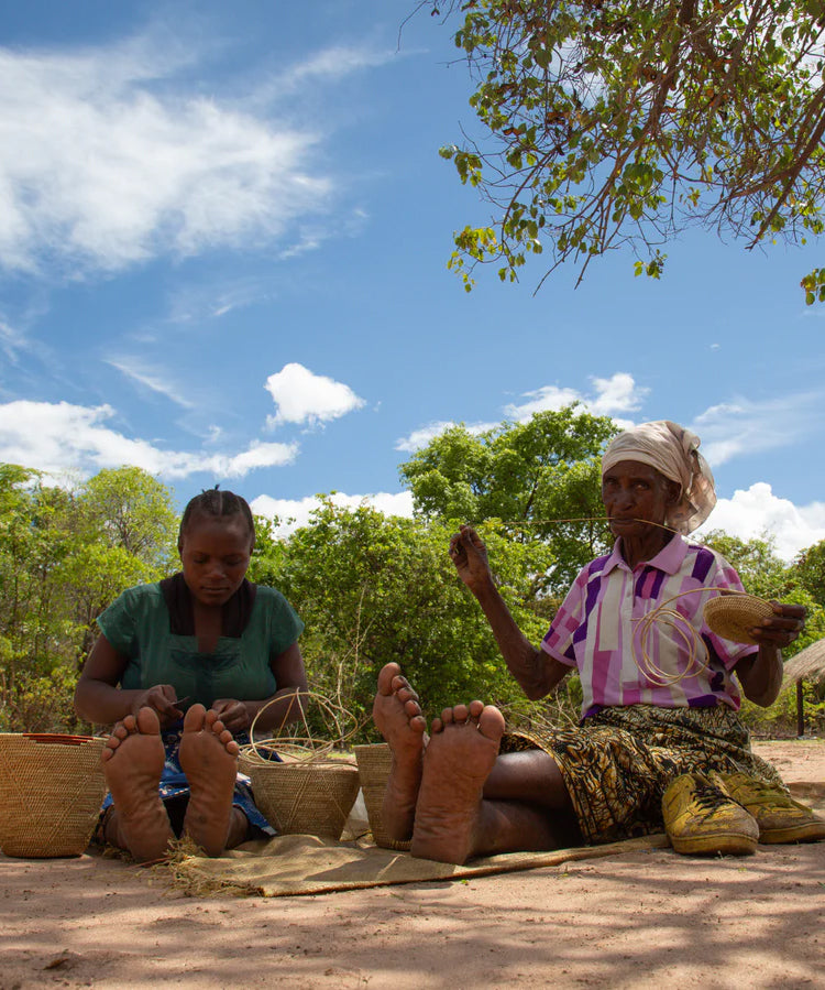 Congolese refugees creating beautiful handwoven baskets