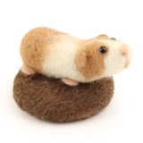 The Makerss - Amiguwoolli Guinea Pig Mini Needle Felt Kit