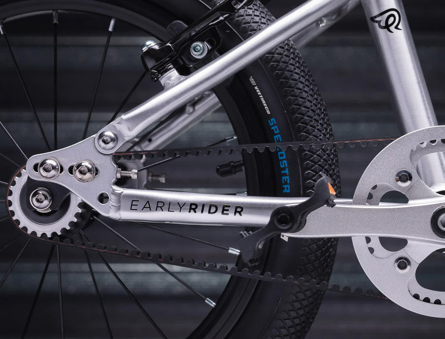 A closer look at the pedals and gears on the Early Rider kids Belter 20" Bike in Brushed Aluminum