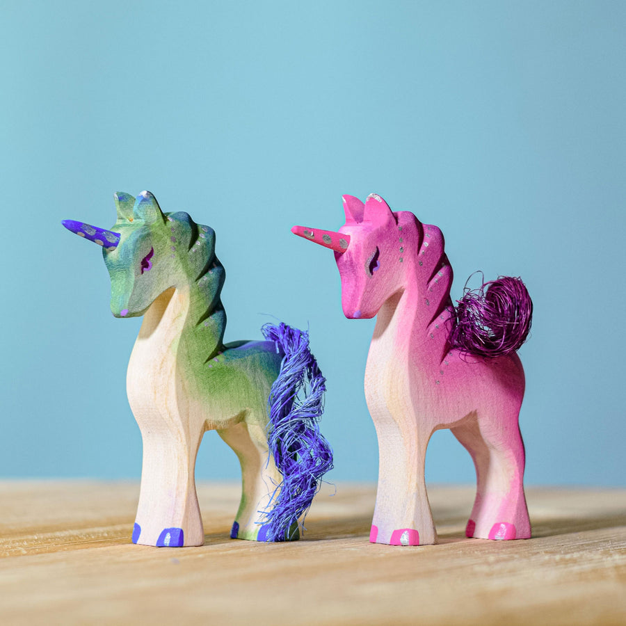 Bumbu green and pink baby unicorn figures