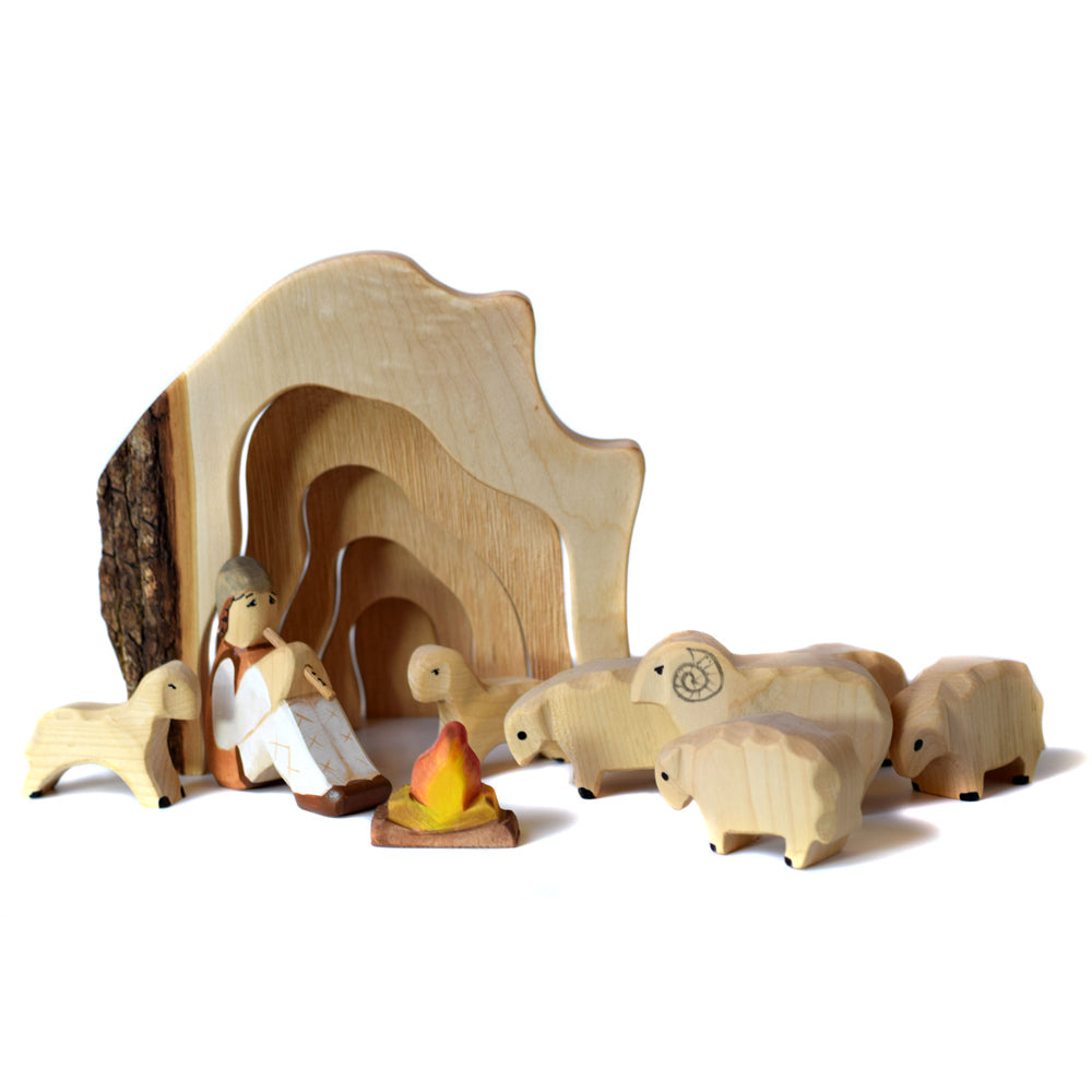 Bumbu plastic-free wooden sheep and shepherd toy figures on a white background