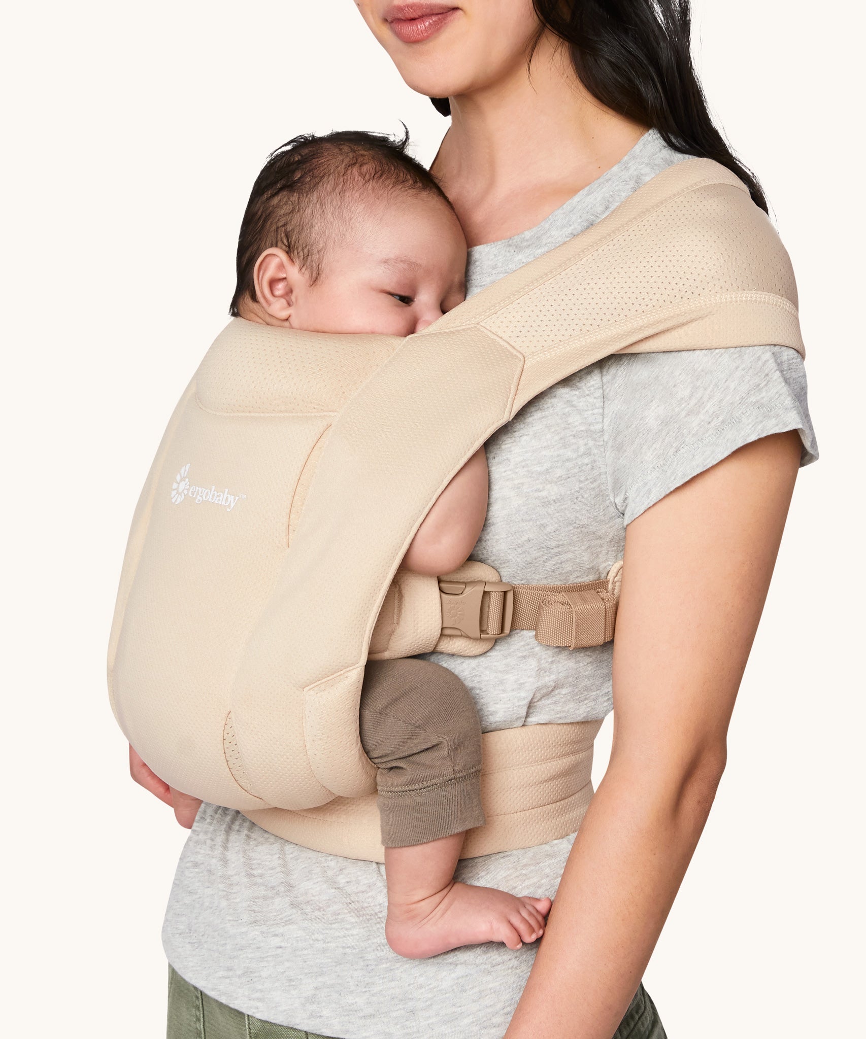 Ergobaby Embrace Soft Air Mesh Newborn Baby Carrier in cream