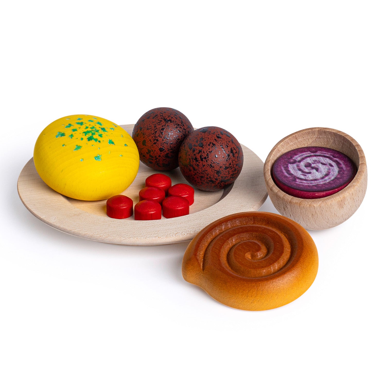 Erzi Wooden Play Food Set - Scandinavian Assortment. A yummy lunch awaits! This set includes a light wooden plate