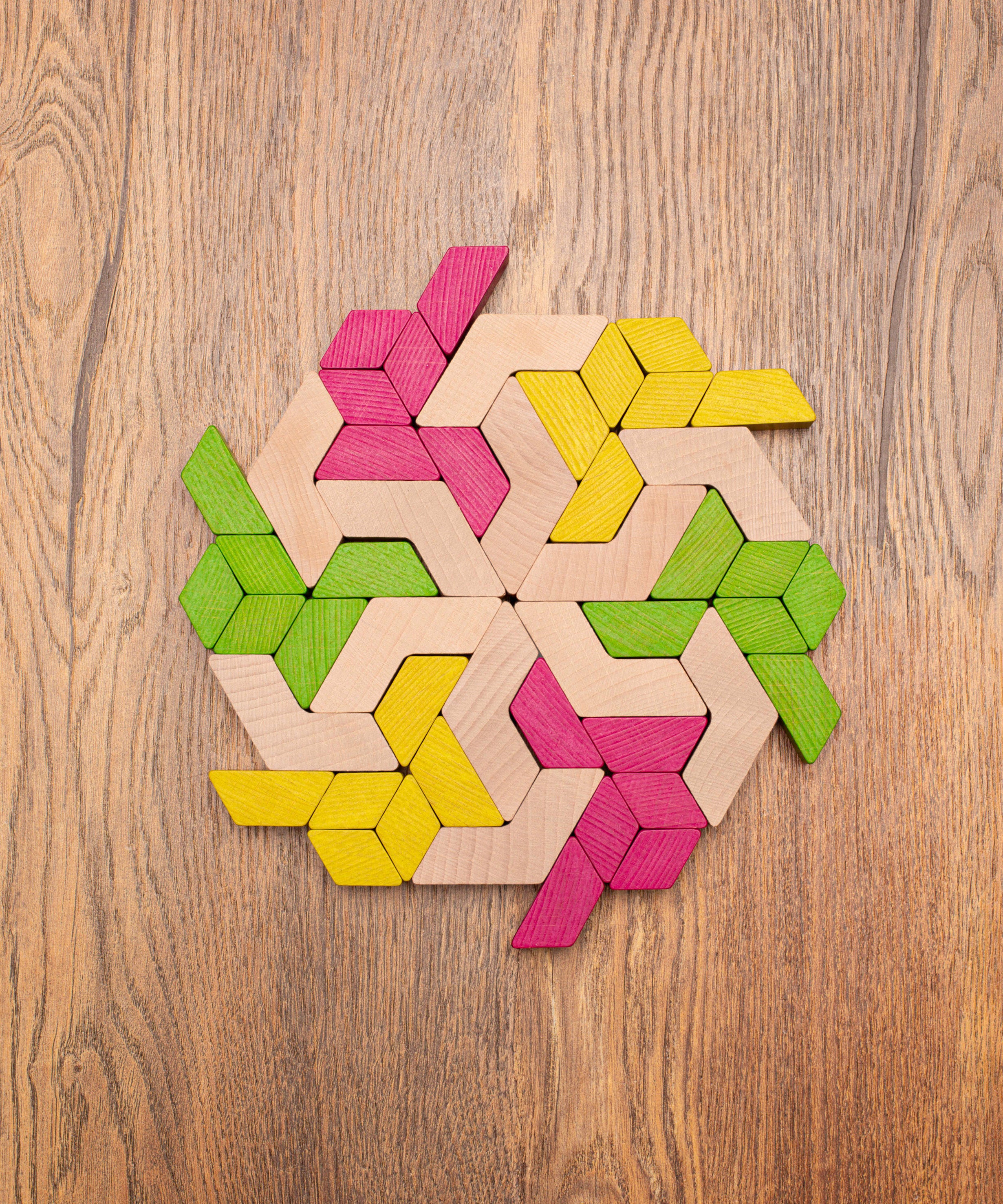 Erzi wooden geo building block set pattern