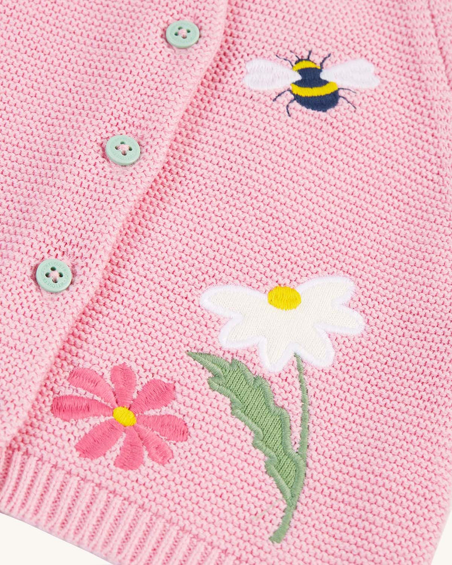  bee and flower applique detail on the front