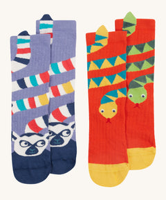 Frugi kids character 2 pack socks - GOTS organic cotton Frugi socks 2 pack  with a purple sock featuring a lemur design and a orange sock with yellow toe panels featuring a yellow and green snake design.