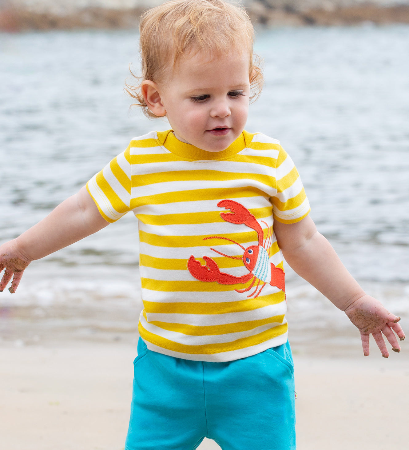  and coordinating light blue shorts with pockets