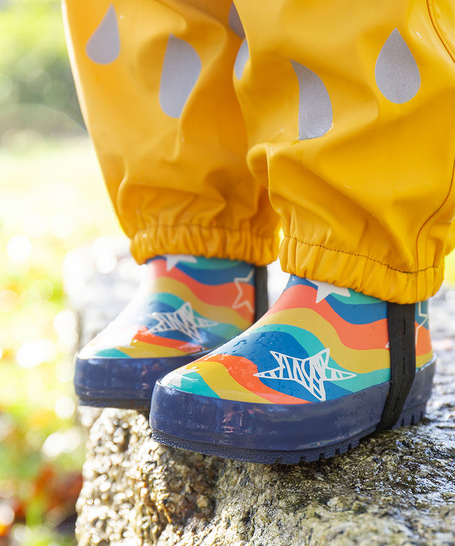 A closer look at the The Frugi Children's Puddle Buster Wellington Boots - Wavy Stars