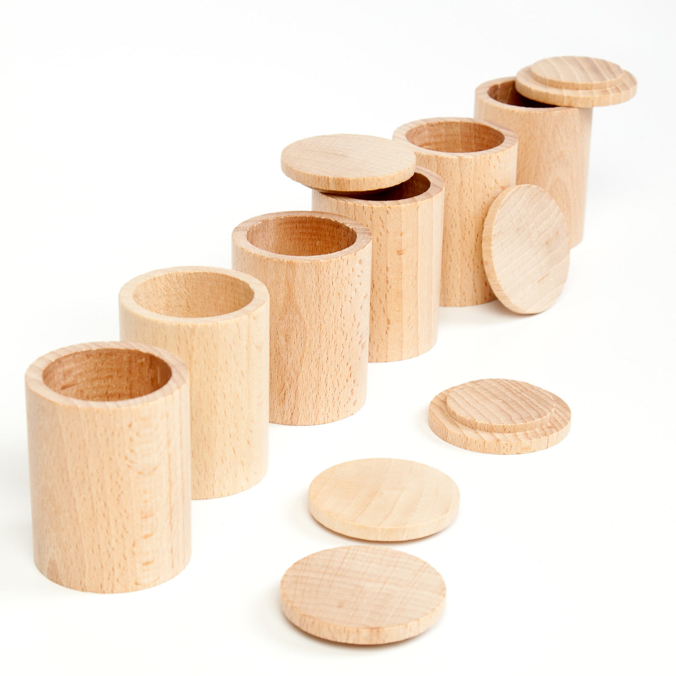 Grapat Six Natural Wooden Cups with Lids