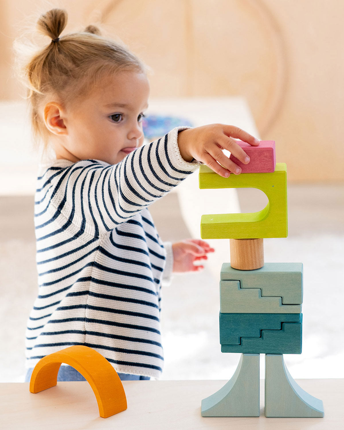 ready to create a magical world full of imagination! This set has a combination of natural and colourful blocks in various shapes and sizes