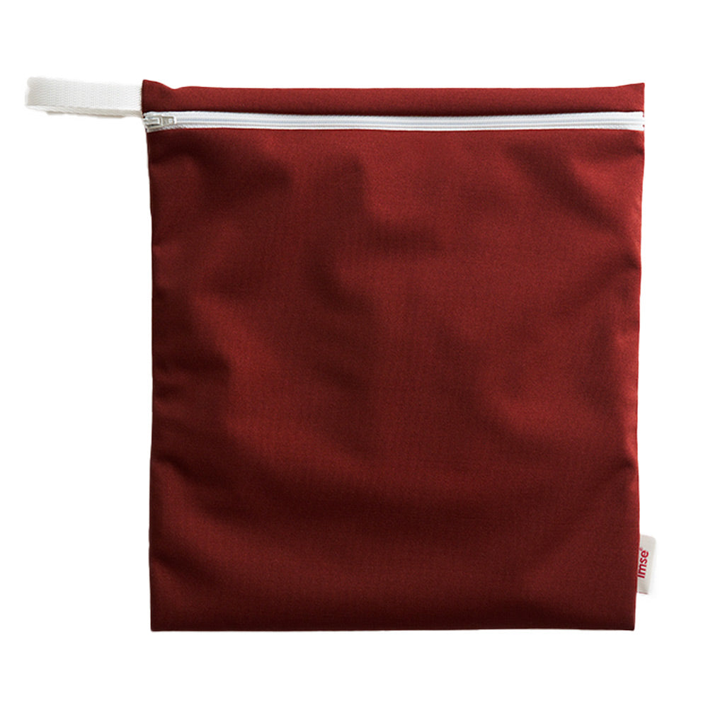 Imse Vimse medium period pad wash bag in the brown colour on a white background