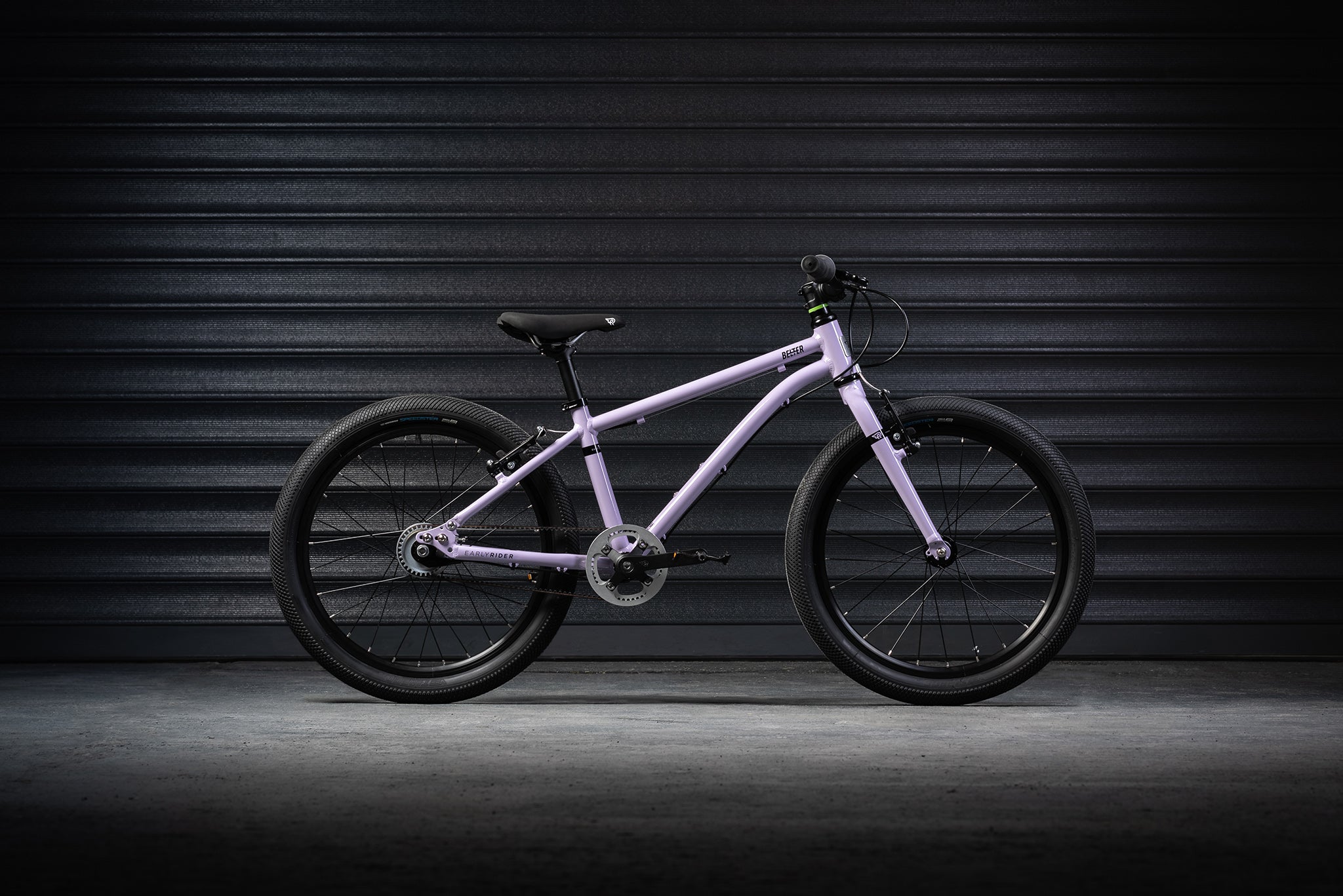 A closer look at the Belter logo on the Early Rider kids Belter 20" Bike in Violet Haze