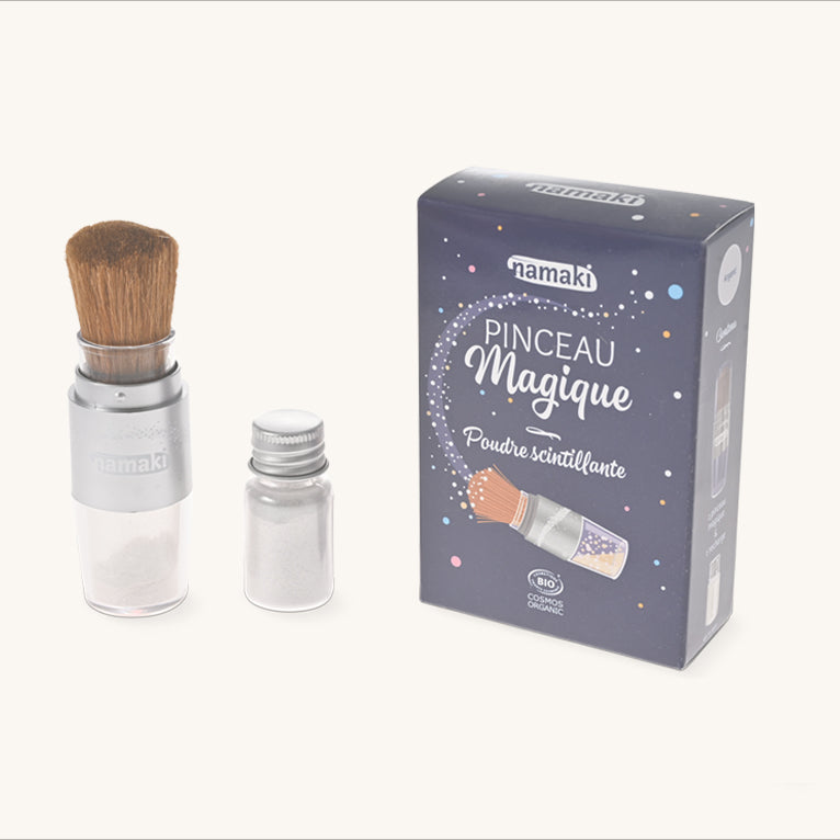 Pinceau magique Namaki et poudre de maquillage scintillante