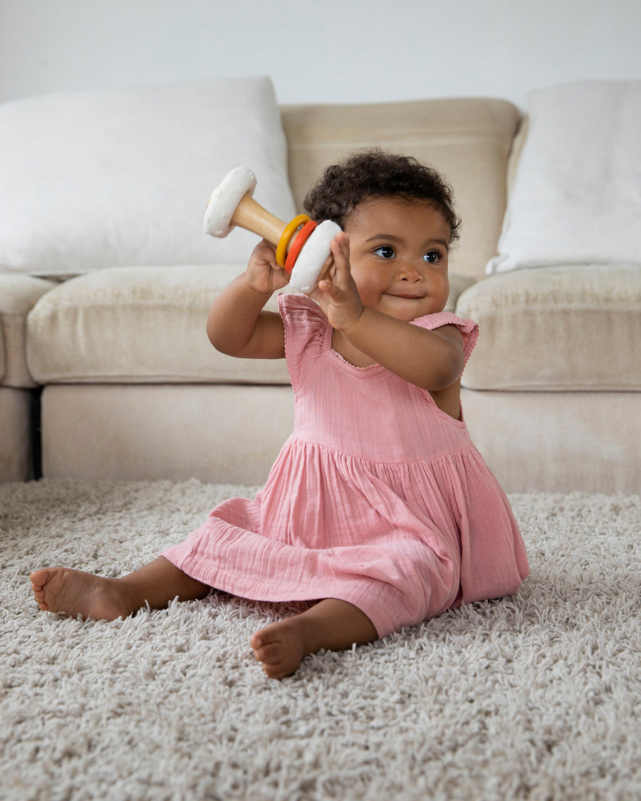 A closer look at the Sophie The Giraffe So Pure Totum Rattle