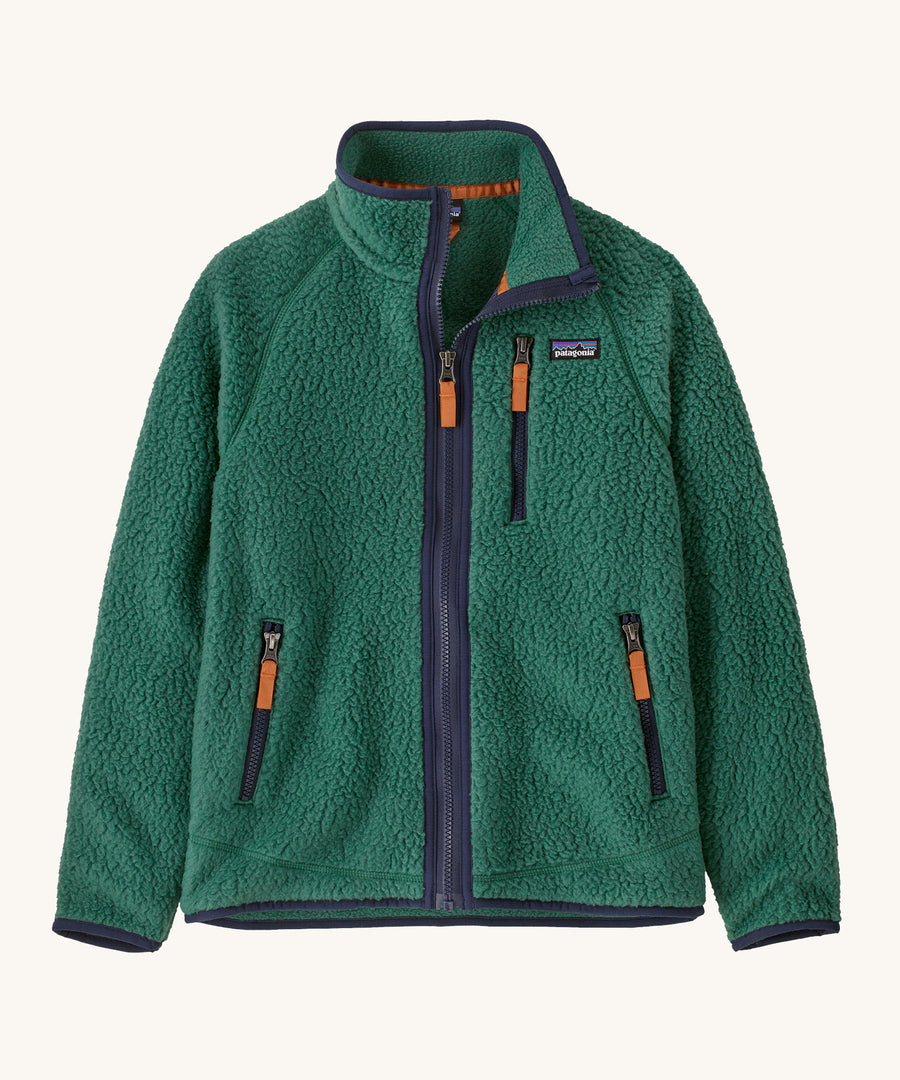 Kids' Retro Pile Fleece Jacket in a conifer green colour on a plain background.