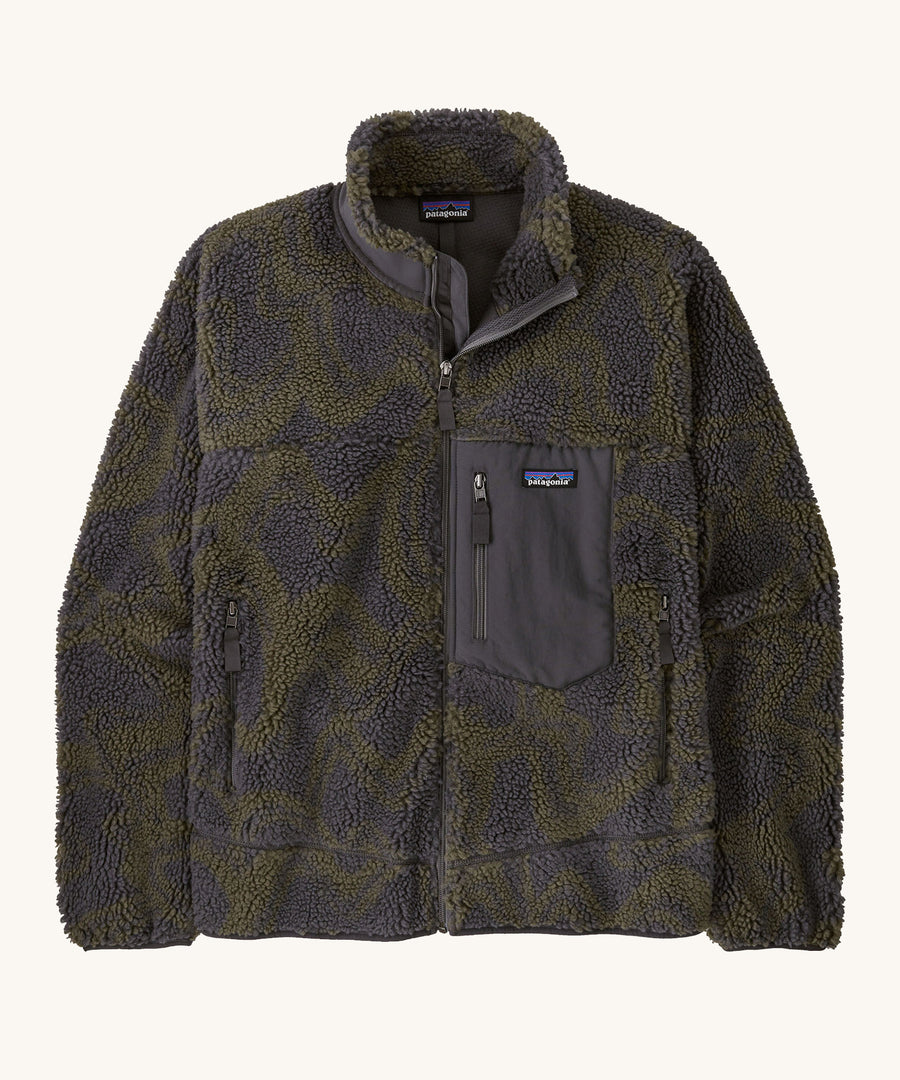 Patagonia Men's Classic Retro-X Jacket in a Currents pattern on a plain background. 