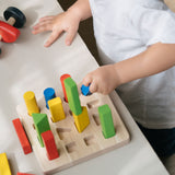 PlanToys Geometric Peg Board