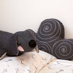 Roommate Lazy Puppy Cushion - Anthracite