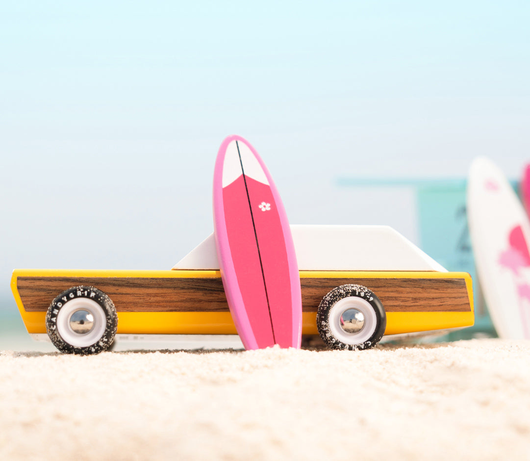 Picture of the Candylab Santa Monica Surf Set surfboard wooden toy box.