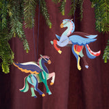 Pegasus volant sur le toit du studio - paquet de 2