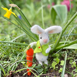 The Makerss - Small Poseable Bunny with Carrot Needle Felt Kit