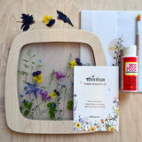 The contents of the Toverlux Flower Silhouette Kit